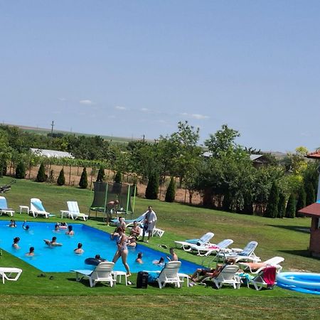 Pensiunea Paradiso Sarinasuf Kültér fotó